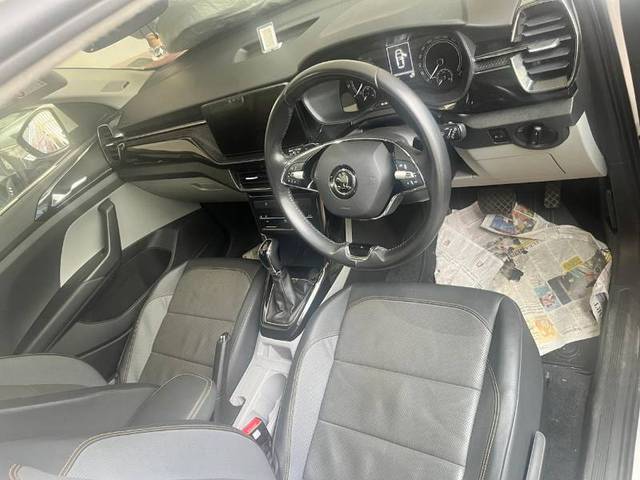 https://images10.gaadi.com/usedgaadi-sellcar/UsedCar/g55d08c3a/62ef3b5f-775d-46c9-8d77-87f00b8066f2.jpg?imwidth=6400