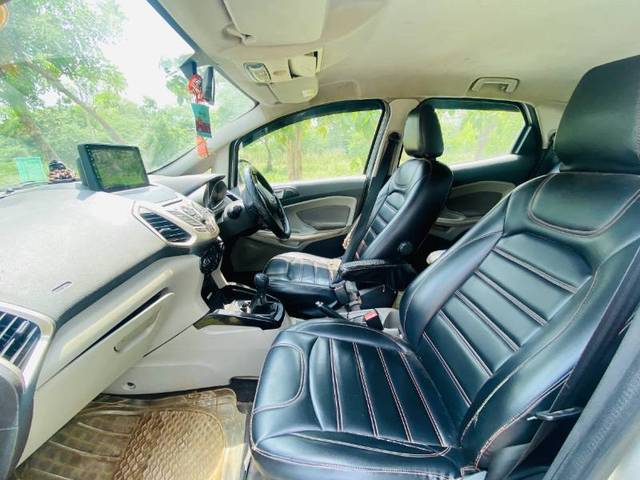 https://images10.gaadi.com/usedgaadi-sellcar/UsedCar/g560ca73a/ddf2a932-9d83-45ce-a3e4-dc7933371720.png?imwidth=6402