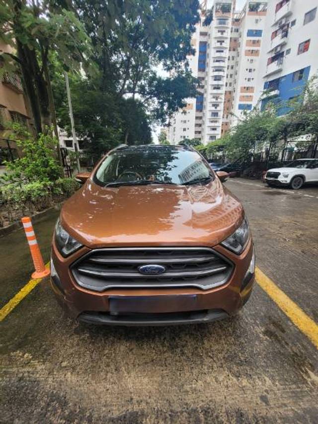 https://images10.gaadi.com/usedgaadi-sellcar/UsedCar/g561dd21a/863ea96e-538c-4059-8e76-70fa9ee03c30.jpg?imwidth=6400