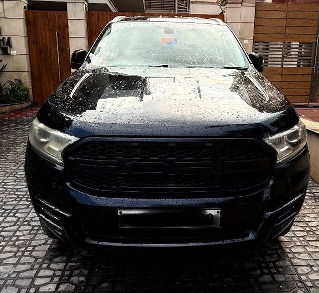 https://images10.gaadi.com/usedgaadi-sellcar/UsedCar/g5666a30a/8936d0f7-8bdf-44d9-991f-0b7d1b1572ca.jpeg?imwidth=6400