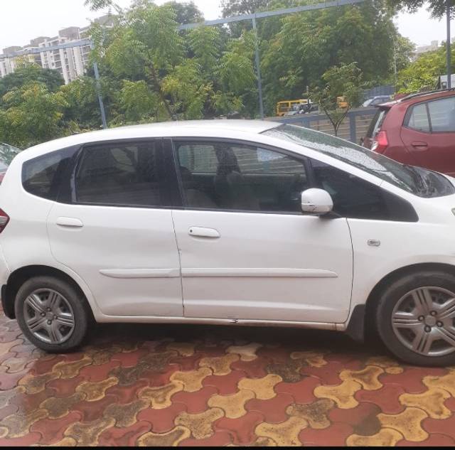 https://images10.gaadi.com/usedgaadi-sellcar/UsedCar/g56939e3a/0c44bd73-da10-43bd-a5ae-7b86854f4483.jpeg?imwidth=6401