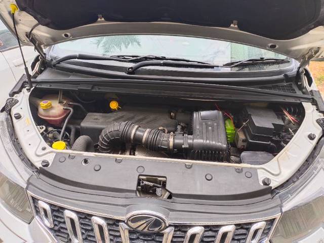 https://images10.gaadi.com/usedgaadi-sellcar/UsedCar/g56e726da/7a045f72-f2dc-4ff2-931d-031c1a603c6b.jpg?imwidth=6402