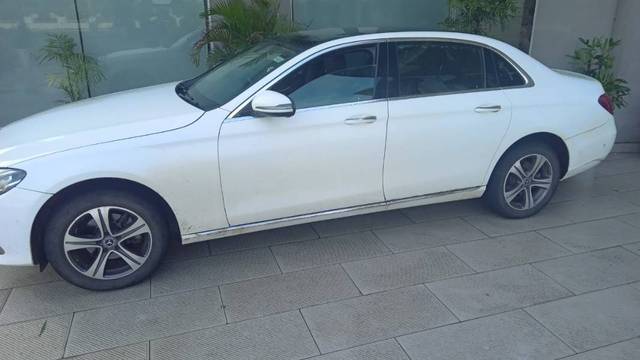 https://images10.gaadi.com/usedgaadi-sellcar/UsedCar/g56f19bba/eb39f957-4fc3-4b57-9802-7229c033776c.jpeg?imwidth=6400