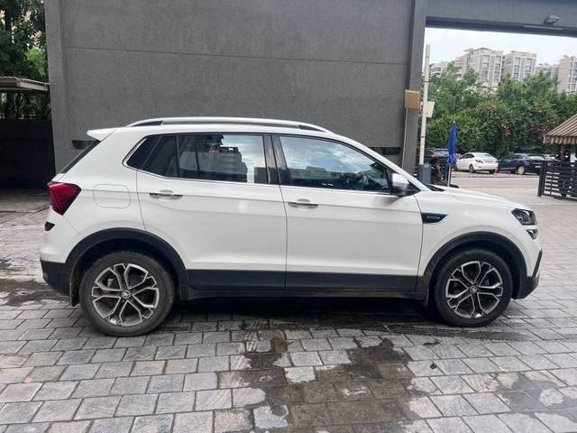 https://images10.gaadi.com/usedgaadi-sellcar/UsedCar/g5711457a/90c939bd-46f6-4c97-b10d-fc313ed918fb.jpeg?imwidth=6401