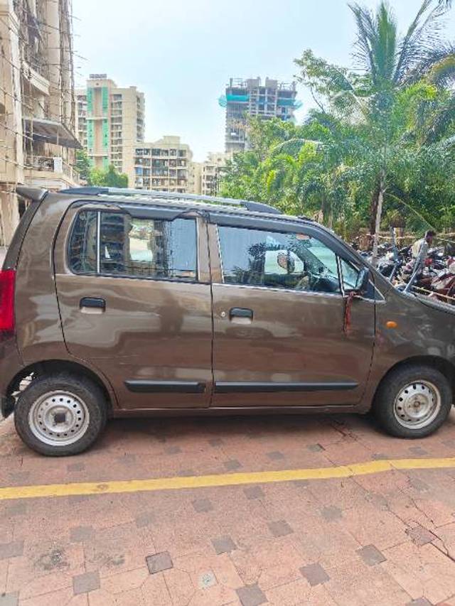 https://images10.gaadi.com/usedgaadi-sellcar/UsedCar/g572685ea/245a6580-015a-483a-bf21-18ff895ea948.jpg?imwidth=6401