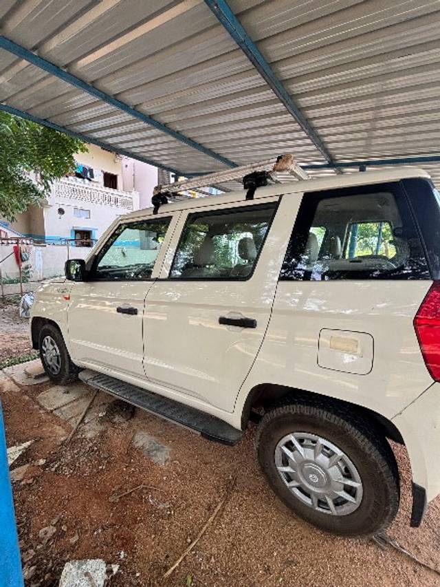 https://images10.gaadi.com/usedgaadi-sellcar/UsedCar/g5730291a/f3c22840-3b3d-4108-a018-bd19dc866440.jpeg?imwidth=6401