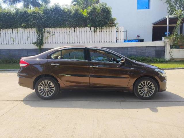 https://images10.gaadi.com/usedgaadi-sellcar/UsedCar/g5782815a/3717e6e9-1754-436a-95b3-a91227e22fd6.jpg?imwidth=6400