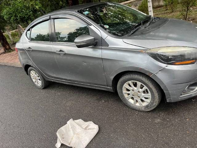 https://images10.gaadi.com/usedgaadi-sellcar/UsedCar/g578487aa/a54ce9f9-3e6f-41aa-8c66-710e04cc6b86.jpg?imwidth=6400