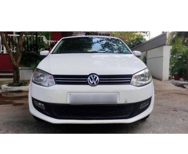 https://images10.gaadi.com/usedgaadi-sellcar/UsedCar/g5794f66a/ec8ee34a-fc7f-4e62-8985-30dd0f5091a7.jpeg?imwidth=6400