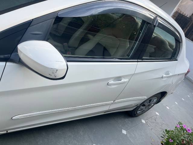 https://images10.gaadi.com/usedgaadi-sellcar/UsedCar/g579958ba/2f53b743-869a-426a-bdbe-88bd433cb3f5.jpeg?imwidth=6402