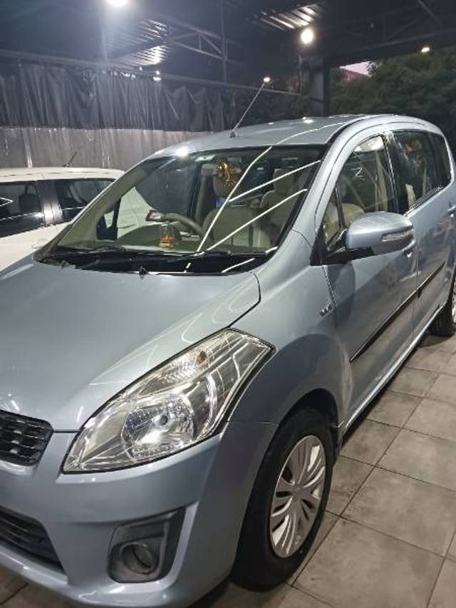 https://images10.gaadi.com/usedgaadi-sellcar/UsedCar/g579cd15a/793eb979-80a7-4be2-a1d2-860deafb5eab.jpg?imwidth=6400