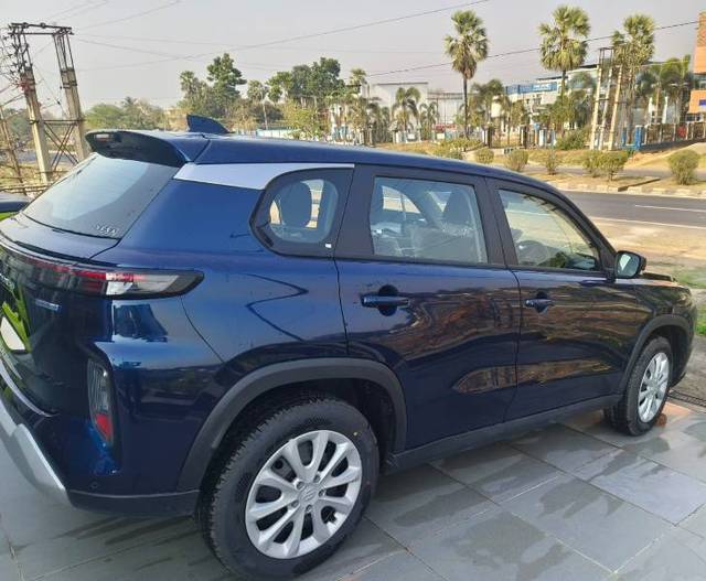 https://images10.gaadi.com/usedgaadi-sellcar/UsedCar/g57cfe55a/d349f2e1-887f-415b-8247-9deae77f225c.jpg?imwidth=6401