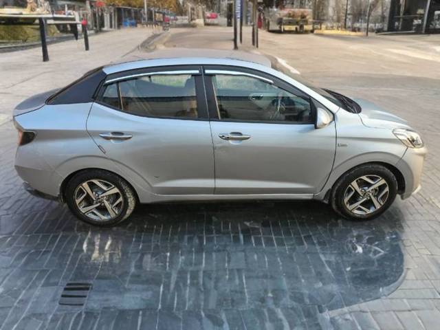 https://images10.gaadi.com/usedgaadi-sellcar/UsedCar/g57f4589a/a245eee0-9e8a-4d35-9adb-8b34084c65e1.jpg?imwidth=6401