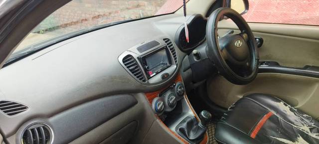 https://images10.gaadi.com/usedgaadi-sellcar/UsedCar/g583004fa/46f542d8-154b-4022-8fcc-ce8ad77e4e57.jpg?imwidth=6402