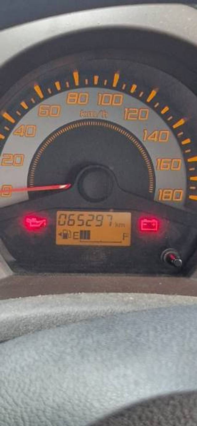 https://images10.gaadi.com/usedgaadi-sellcar/UsedCar/g5840611a/79f932ae-99af-4a8d-ac4c-5eaee253b5ff.jpg?imwidth=6402