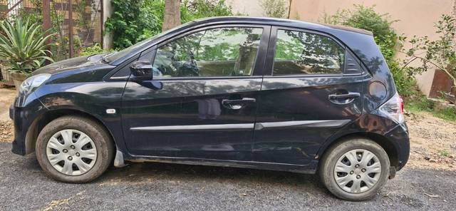 https://images10.gaadi.com/usedgaadi-sellcar/UsedCar/g5840611a/b9f56006-5caa-4cd7-a7f6-fea810229774.jpg?imwidth=6402