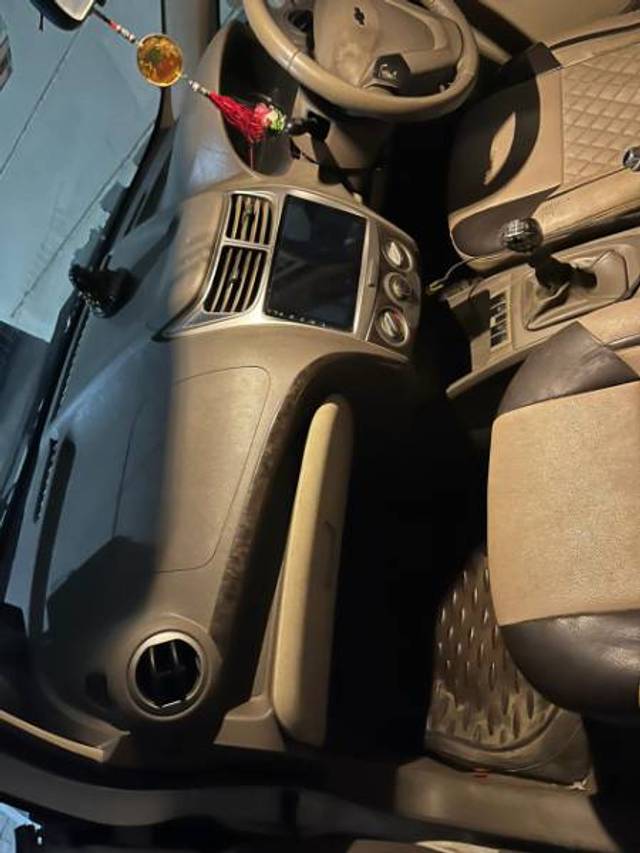 https://images10.gaadi.com/usedgaadi-sellcar/UsedCar/g5867620a/cec2efc3-36d3-4c15-a145-4f73bca5af14.jpg?imwidth=6402