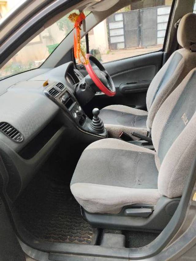 https://images10.gaadi.com/usedgaadi-sellcar/UsedCar/g58682faa/a4c6bbc7-d1ba-41eb-bf4c-e3aa25b191f4.jpg?imwidth=6402