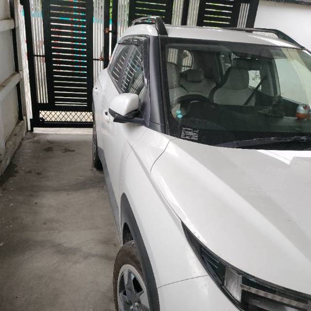 https://images10.gaadi.com/usedgaadi-sellcar/UsedCar/g5876563a/2236665f-6530-4807-bb39-c4c7b98c6f05.jpg?imwidth=6401