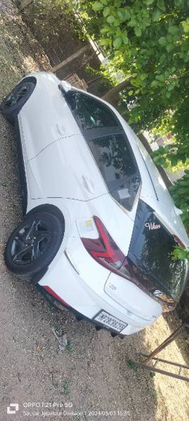 https://images10.gaadi.com/usedgaadi-sellcar/UsedCar/g5891746a/9a6abd16-58e9-48fc-b6e9-274e04868b65.jpg?imwidth=6401