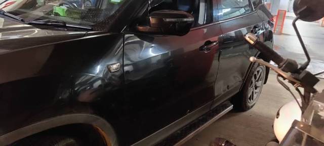 https://images10.gaadi.com/usedgaadi-sellcar/UsedCar/g58d4c1ea/fc019a53-e311-4e3d-8826-fe0477f4a728.jpg?imwidth=6401