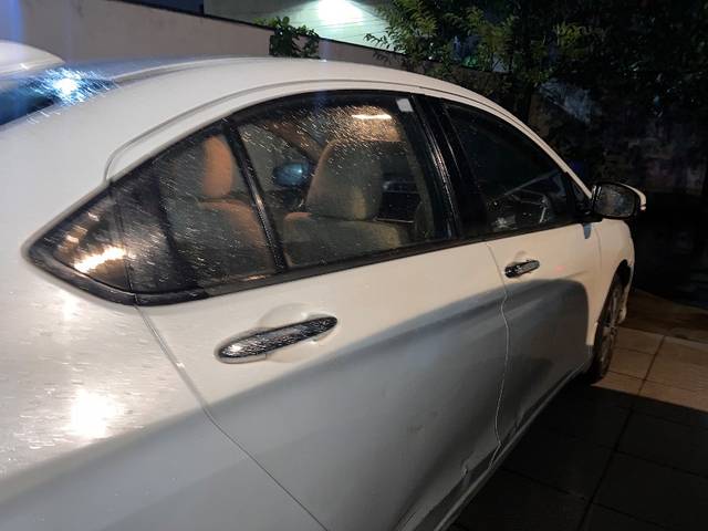 https://images10.gaadi.com/usedgaadi-sellcar/UsedCar/g58d8ddda/9620bc25-1182-42ea-9314-57917fcfd642.jpeg?imwidth=6401