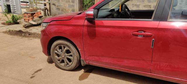 https://images10.gaadi.com/usedgaadi-sellcar/UsedCar/g5909876a/2a4c716b-6853-4275-804e-be9833078b79.jpg?imwidth=6402