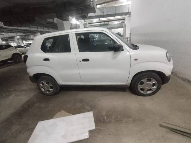 https://images10.gaadi.com/usedgaadi-sellcar/UsedCar/g5930fa1a/593014a9-f3ce-463c-95fa-eab45bcb5f83.jpg?imwidth=6402