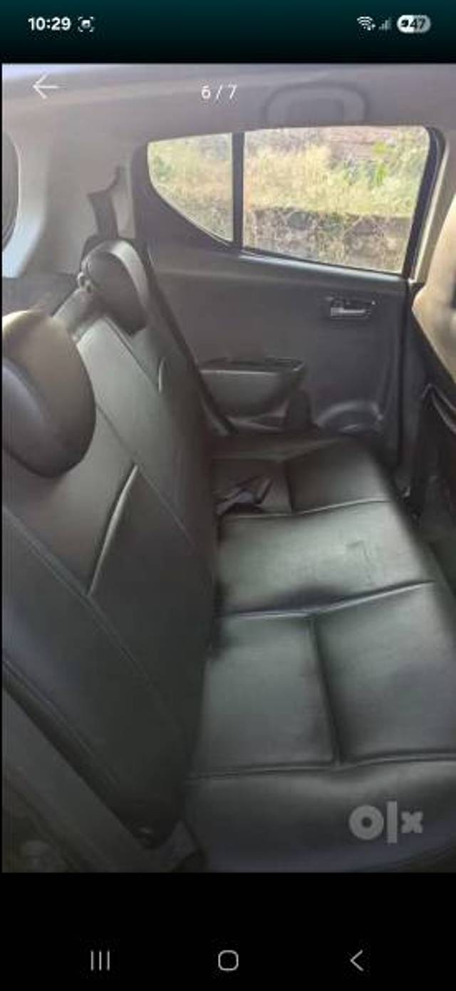https://images10.gaadi.com/usedgaadi-sellcar/UsedCar/g594ce26a/f73929e9-e569-435b-a4c6-1e3a7cfc60cb.jpg?imwidth=6402