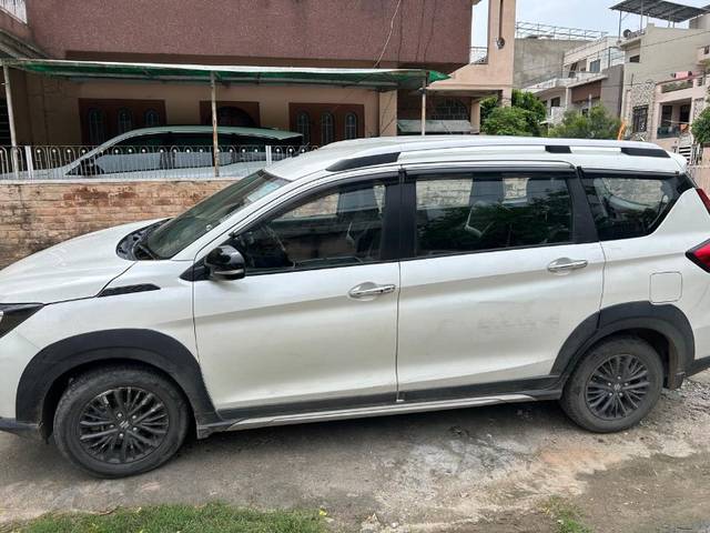 https://images10.gaadi.com/usedgaadi-sellcar/UsedCar/g5956a93a/3d647188-7ca9-4fce-93e3-e0e91db4f5e5.jpeg?imwidth=6402