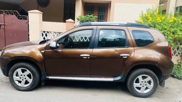 https://images10.gaadi.com/usedgaadi-sellcar/UsedCar/g5979245a/7012f182-9fd0-4ba5-a8b0-4680e4899563.jpeg?imwidth=6402