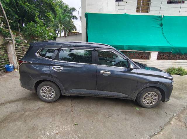 https://images10.gaadi.com/usedgaadi-sellcar/UsedCar/g5a77afea/89eaf320-11c6-424f-a254-1c86b0c9c54b.jpg?imwidth=6401