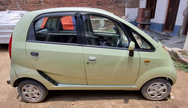 https://images10.gaadi.com/usedgaadi-sellcar/UsedCar/g5aa2923a/1b564a9e-9884-4ec2-8cd5-627d4d53103a.jpg?imwidth=6401