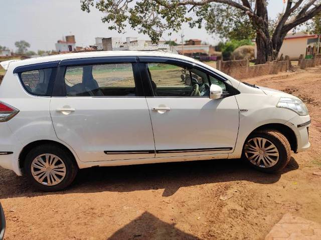 https://images10.gaadi.com/usedgaadi-sellcar/UsedCar/g5ab1f70a/948696ba-0270-4f48-a75d-684f375e8184.jpg?imwidth=6401