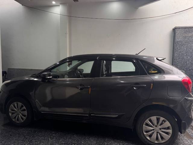 https://images10.gaadi.com/usedgaadi-sellcar/UsedCar/g5ab3c12a/381ae3b8-ef53-47d5-b9a1-56f4ace63286.jpeg?imwidth=6400