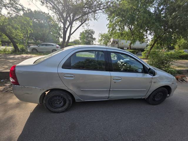 https://images10.gaadi.com/usedgaadi-sellcar/UsedCar/g5ac60f3a/6dc834b3-14ee-4196-ad76-ac96944b08c9.jpg?imwidth=6402