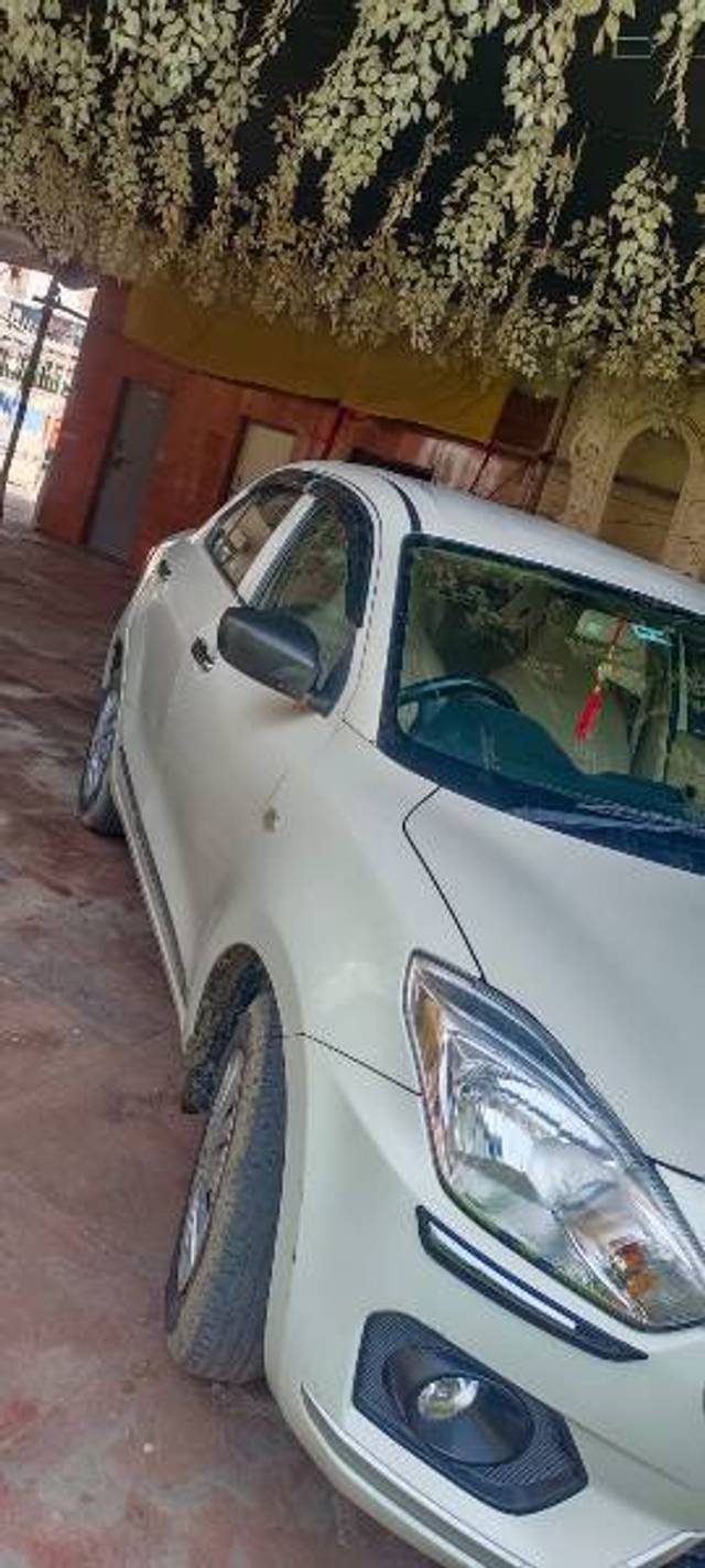 https://images10.gaadi.com/usedgaadi-sellcar/UsedCar/g5acbb48a/93e12181-b22c-4a4c-9987-2481c74da2ac.jpg?imwidth=6400