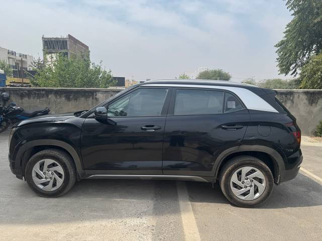 https://images10.gaadi.com/usedgaadi-sellcar/UsedCar/g5ad3095a/a1e5e7ef-3937-4b7c-b824-99394ebf6699.jpg?imwidth=6400
