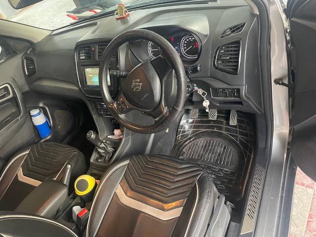 https://images10.gaadi.com/usedgaadi-sellcar/UsedCar/g5adc455a/84ed0893-315b-4356-a5e8-631677b48415.jpeg?imwidth=6401