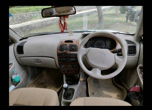 https://images10.gaadi.com/usedgaadi-sellcar/UsedCar/g5ae3cf2a/153c8e27-47ca-4a11-af3c-44a997a5d0e2.jpg?imwidth=6402