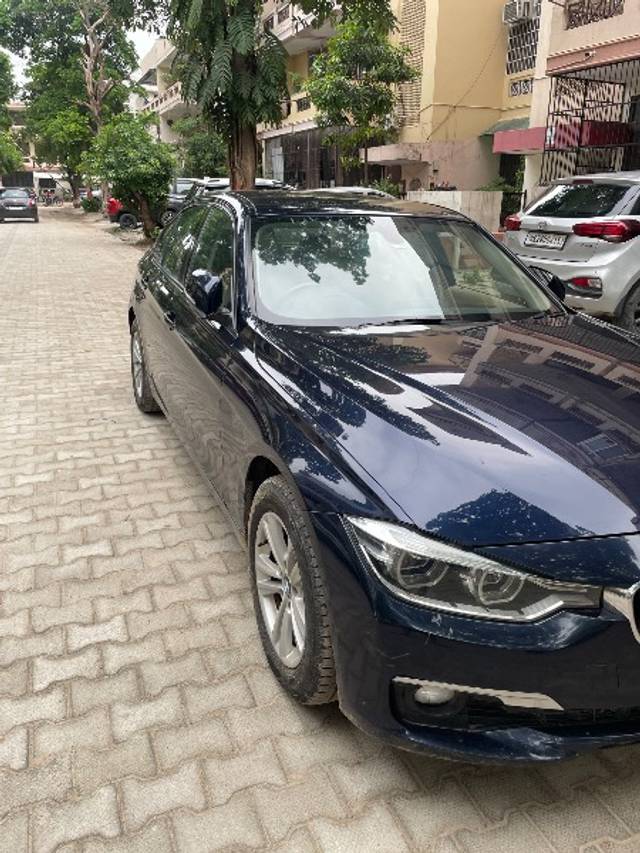 https://images10.gaadi.com/usedgaadi-sellcar/UsedCar/g5af384aa/dd30c7b3-be43-4636-8fcc-9f6a08f66030.jpeg?imwidth=6400