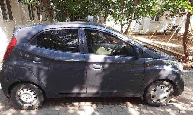 https://images10.gaadi.com/usedgaadi-sellcar/UsedCar/g5b00a9ea/4148b0c8-7268-4bbd-8f6e-af4a626da747.jpg?imwidth=6401