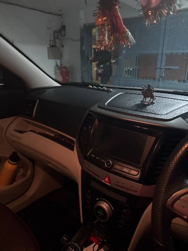 https://images10.gaadi.com/usedgaadi-sellcar/UsedCar/g5b158b9a/f795be79-360b-4576-a30a-852f9cac7760.jpg?imwidth=6401