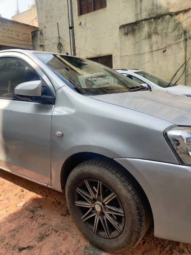 https://images10.gaadi.com/usedgaadi-sellcar/UsedCar/g5b5c754a/ecd95041-4a8f-48f8-8206-843767757738.jpg?imwidth=6402