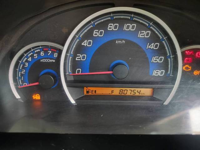 https://images10.gaadi.com/usedgaadi-sellcar/UsedCar/g5b7ed4ca/5d9dbb29-fd72-4ff5-a08d-231551129e1b.jpg?imwidth=6401