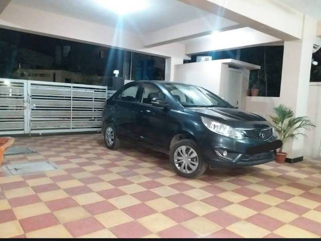 https://images10.gaadi.com/usedgaadi-sellcar/UsedCar/g5b849a0a/9123f55e-3c11-4c64-b109-51a977fc2cc7.jpg?imwidth=6400