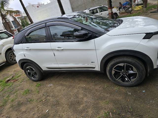 https://images10.gaadi.com/usedgaadi-sellcar/UsedCar/g5ba9628a/6b52a3f4-9814-4b3c-a2a3-241605023b9d.jpeg?imwidth=6401