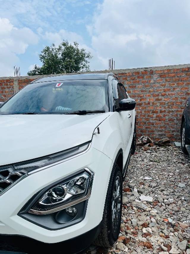 https://images10.gaadi.com/usedgaadi-sellcar/UsedCar/g5bac4e2a/68d76b7e-a118-411c-bd1d-7be927bd302a.jpeg?imwidth=6402