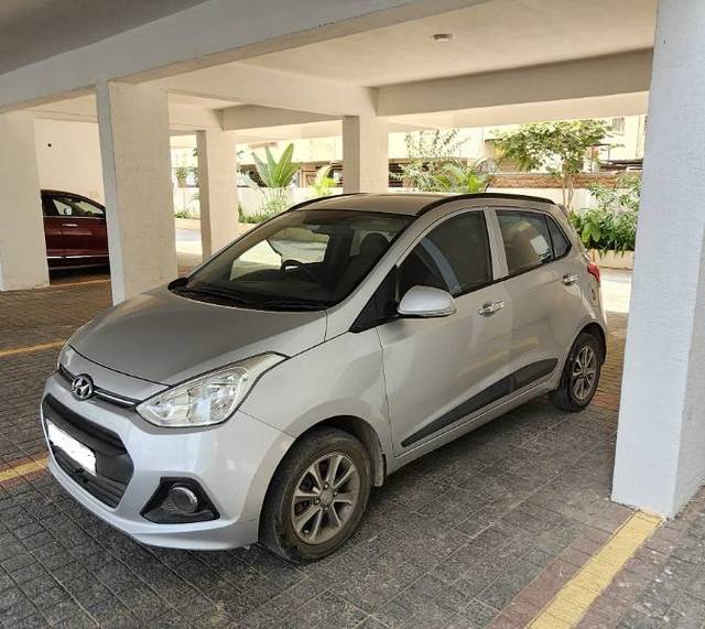 https://images10.gaadi.com/usedgaadi-sellcar/UsedCar/g5bad25aa/44a2550d-3c20-412f-9329-71d212acd56d.jpg?imwidth=6400