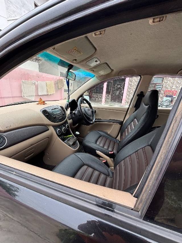 https://images10.gaadi.com/usedgaadi-sellcar/UsedCar/g5be40e6a/28492a7b-31e2-4f11-98c5-27a37cffc8c4.jpeg?imwidth=6402